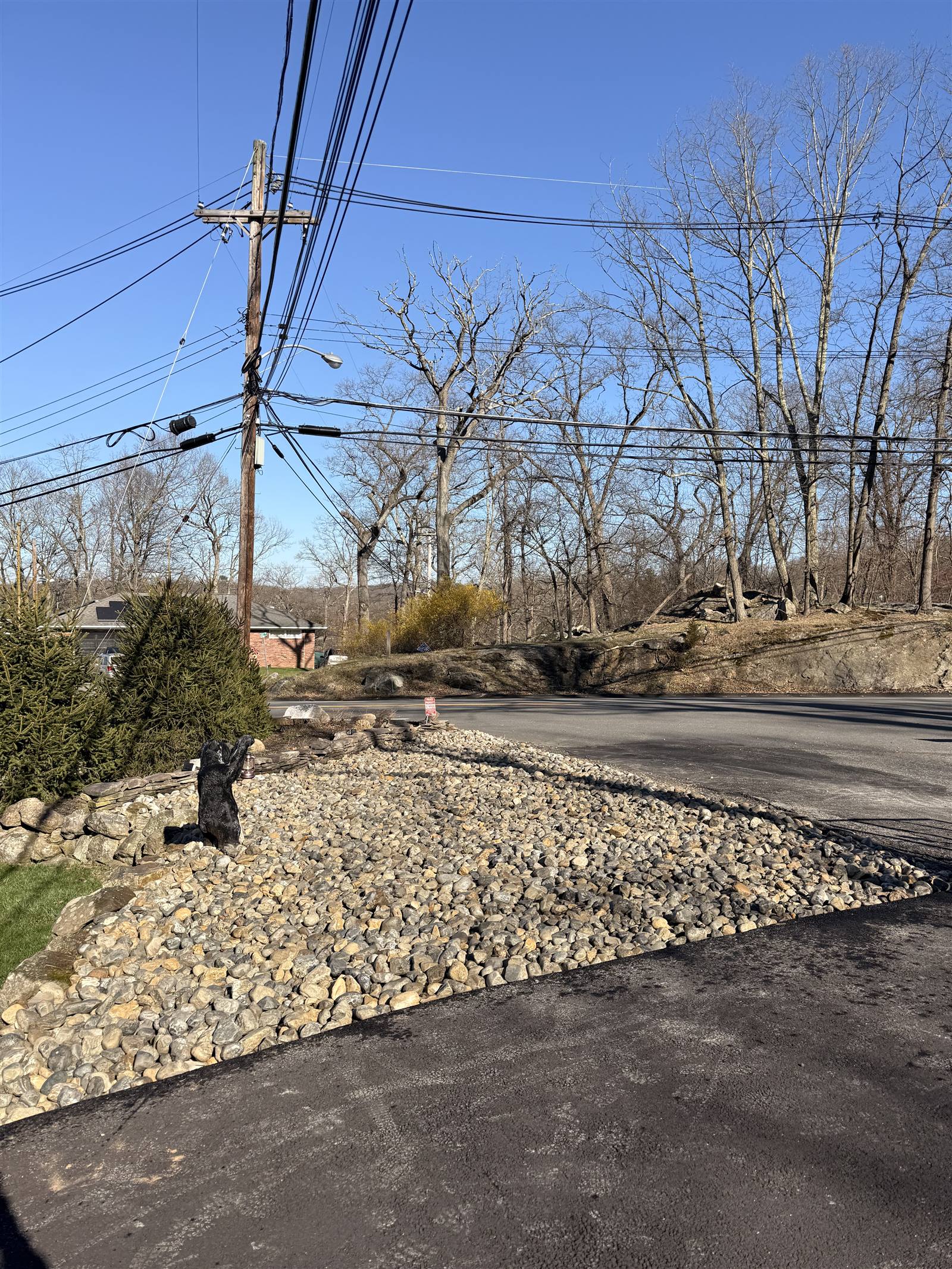 Curved paver walkway